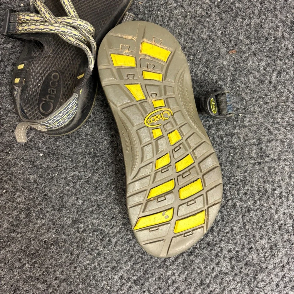 Chaco Kids Z1 Ecotread Sandals Black Yellow Strappy Outdoor Shoes Size 2